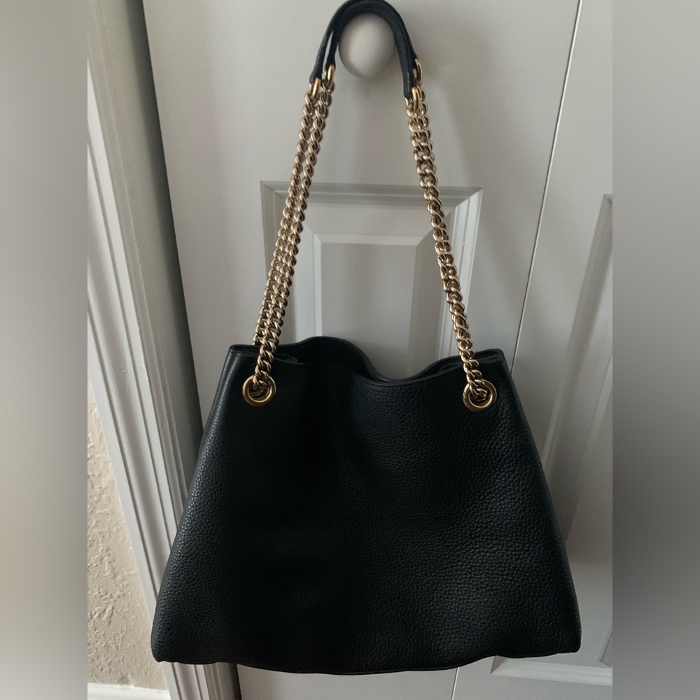 Gucci Soho chain Strap Pebbled Leather Excellent Condition. Non smoking home